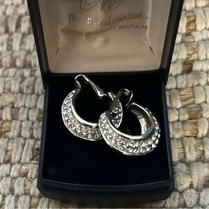 A&S Atwood and Sawyer Collection Chunky Silver Gem Clip-On Hoops